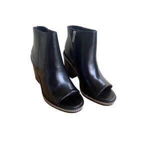 Vince Camuto VC-Bitnny Black Cow Paradise Leather Open Toe Booties Size 9M New